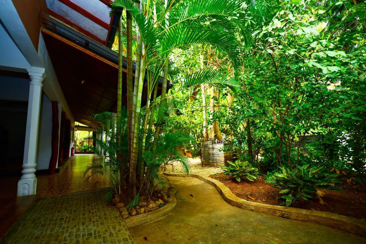 Ariya Rest & Ayurveda Spa Cidade Antiga de Polonnaruva Exterior foto